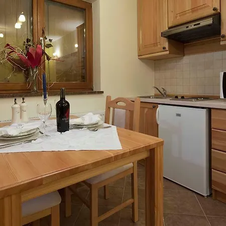 Aurora アパート Risovac