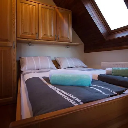 Aurora アパート *