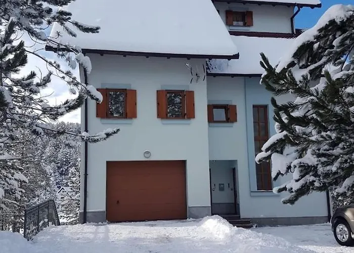 Aurora Apartment Risovac